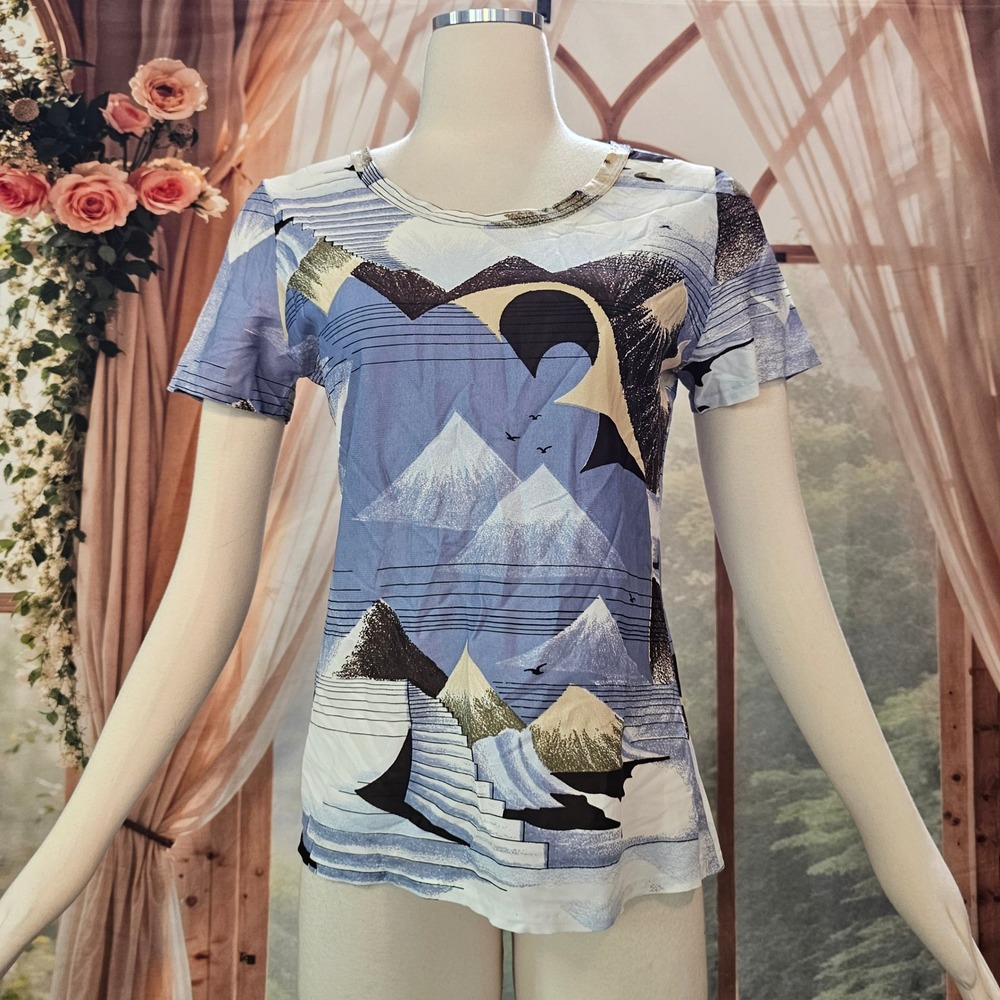 Vintage 1970s Top Shirt Merville Blue Beige Scenic Mountain Print Crew Neck - Picture 1 of 12